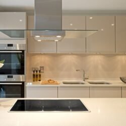 kitchen cabinet maker in Toronto