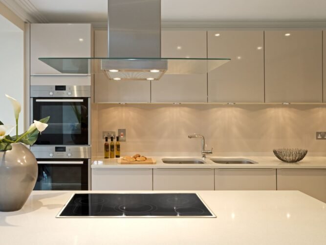 kitchen cabinet maker in Toronto